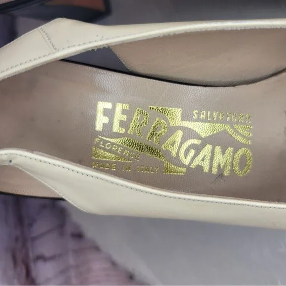 Salvatore Ferragamo Vintage Leather Slingback Heels Cream Black Cap Toe Size 8.5 - Picture 7 of 12